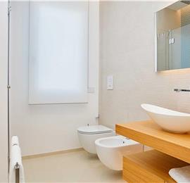 3 bedroom villa with pool & sea views, Alcamo Marina, sleeps 6-7